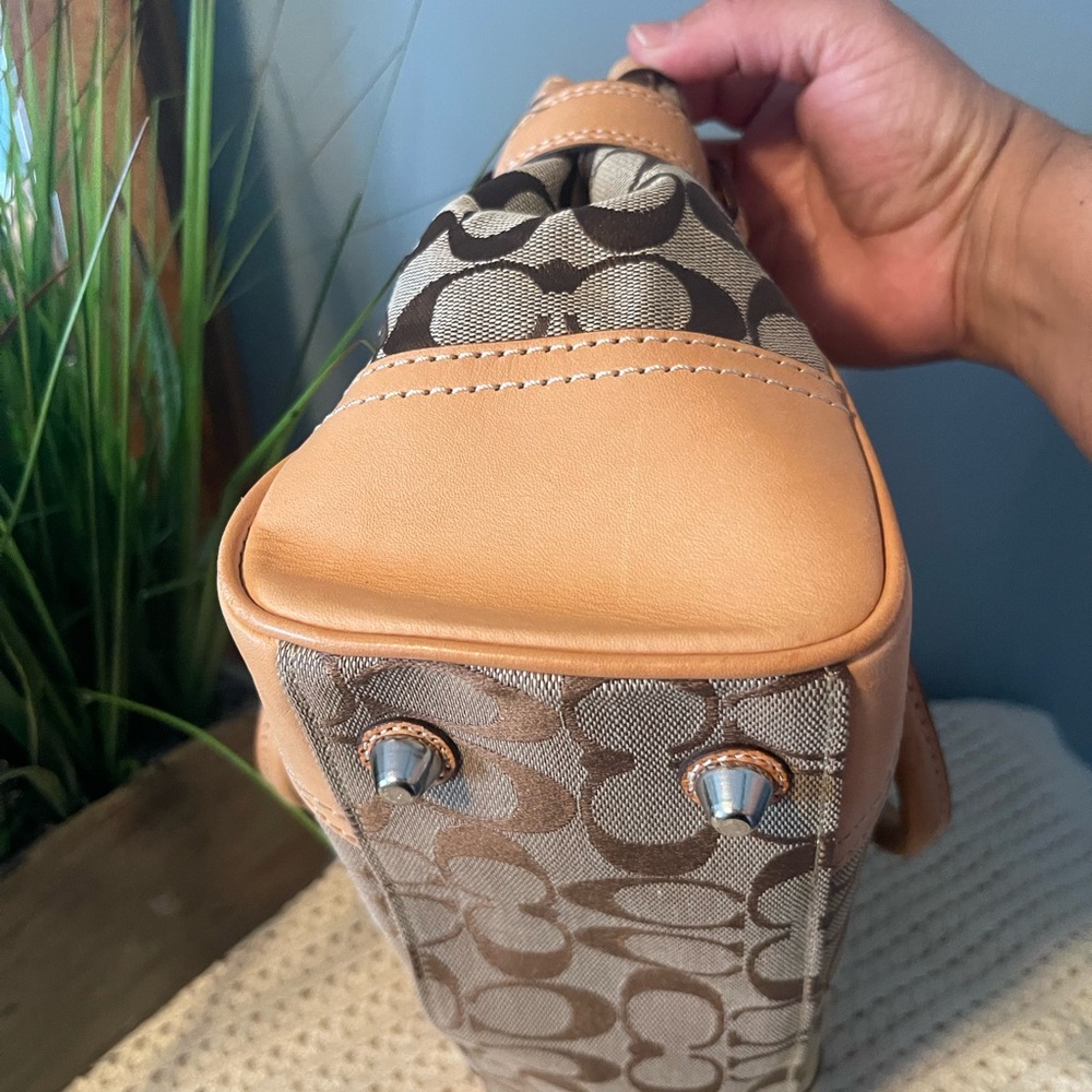 Coach Brown and Tan Signature Tote Bag - Picture 6 of 8